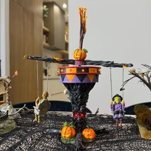 Collectible Halloween decor department 56“Swinging Ghoulies” w/ FREE tree